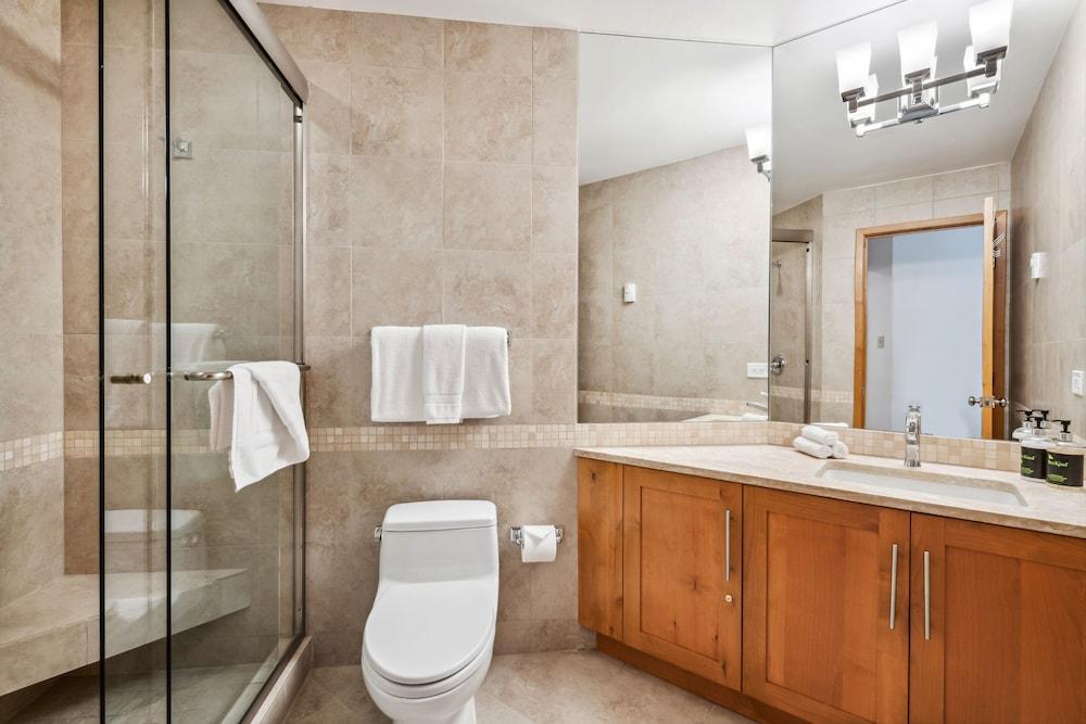 The Vail Spa Condominiums photo 64