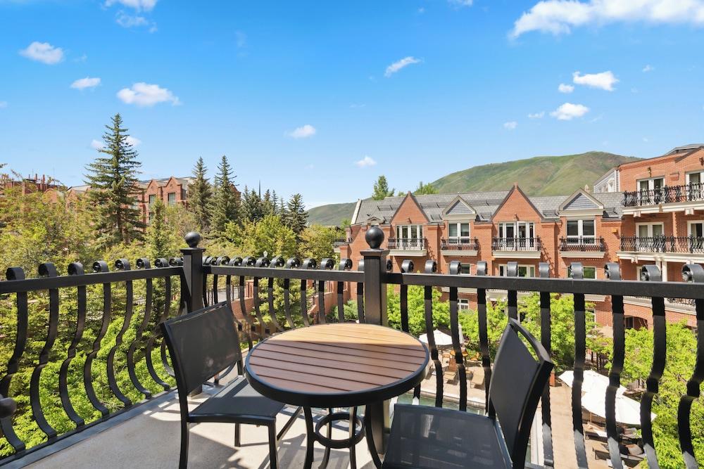 The Aspen Mountain Residences photo 13
