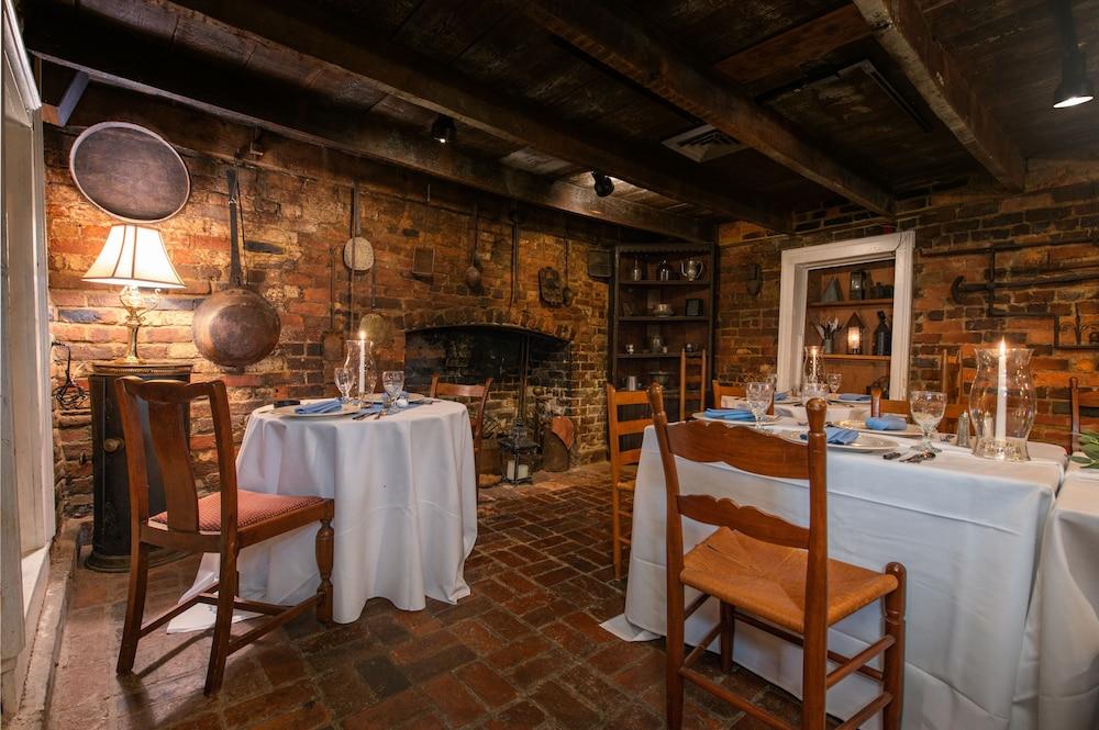 Wayside Inn photo 6