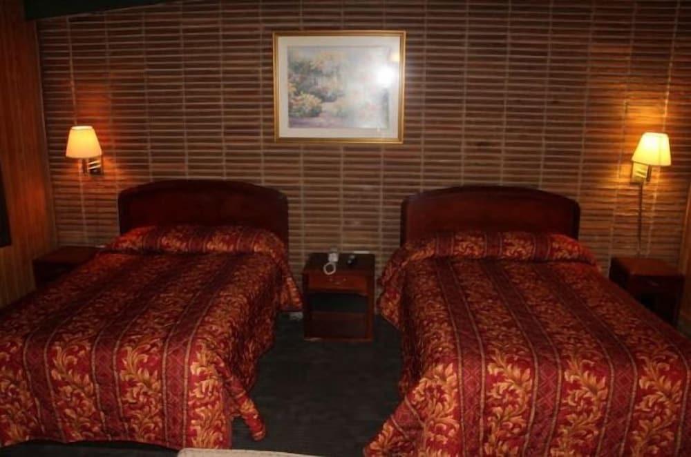 Scottish Inn photo 5