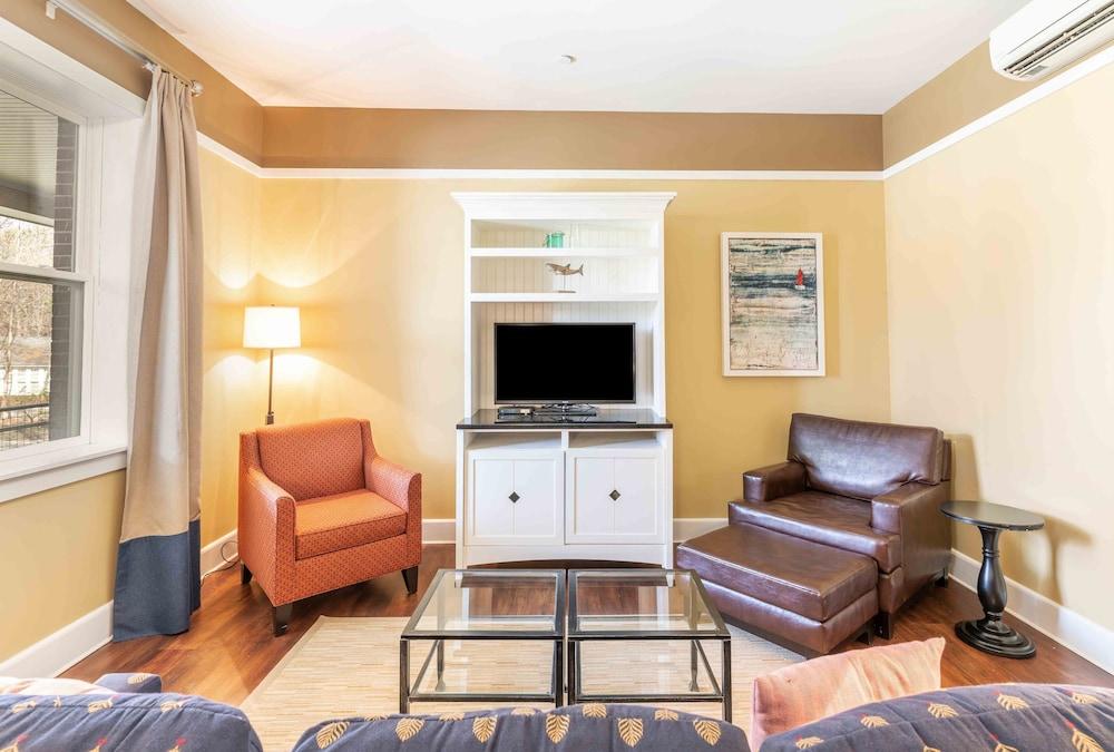 Inn at Diamond Cove photo 96