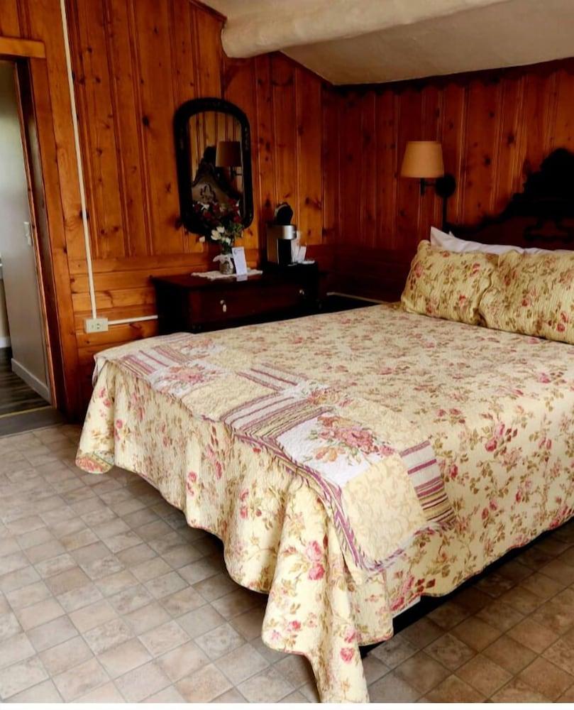 Nevada City Hotel photo 19