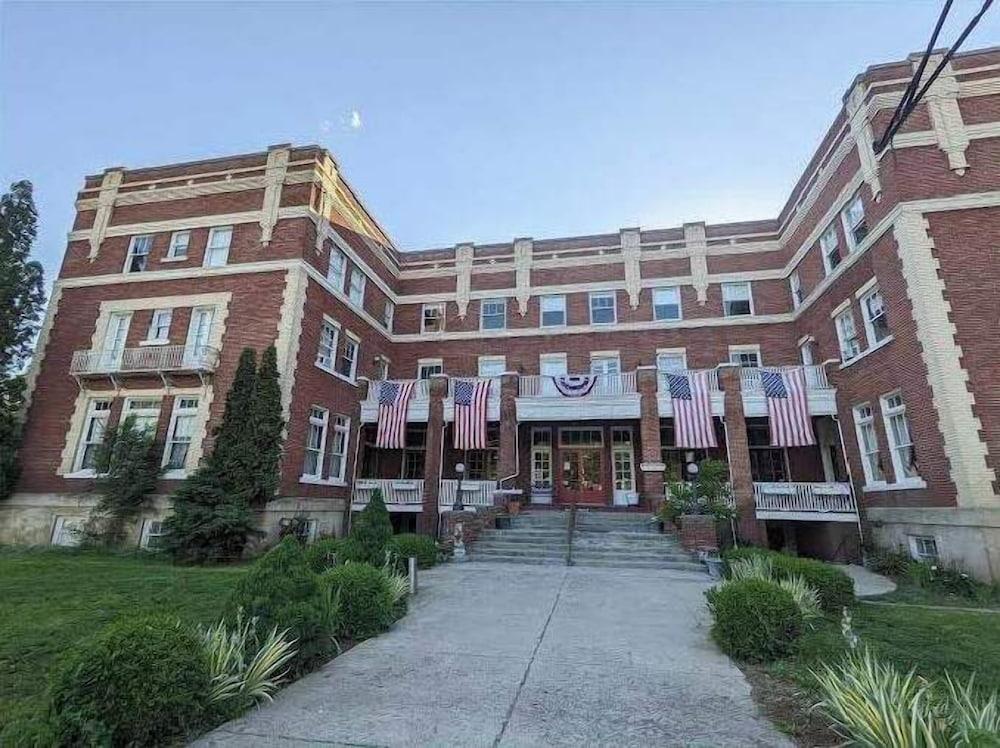 The Historic Union Hotel photo 23