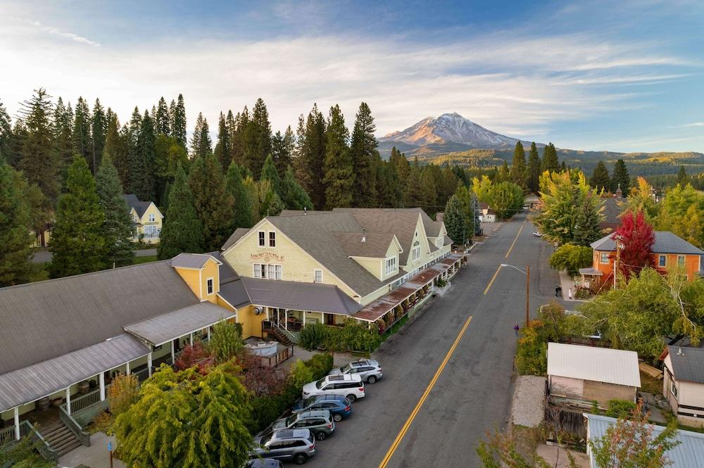 Mccloud Mercantile Hotel photo 17