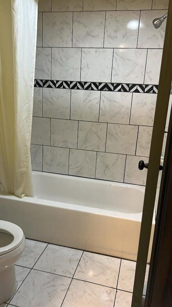 Sebastian Inn photo 6