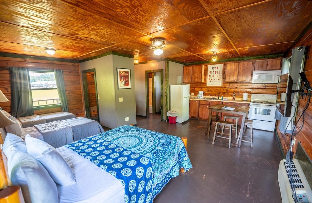 Fishtale Lodge photo 94