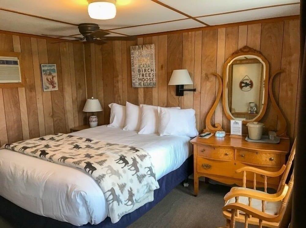 Isleview Motel and Cottages photo 19