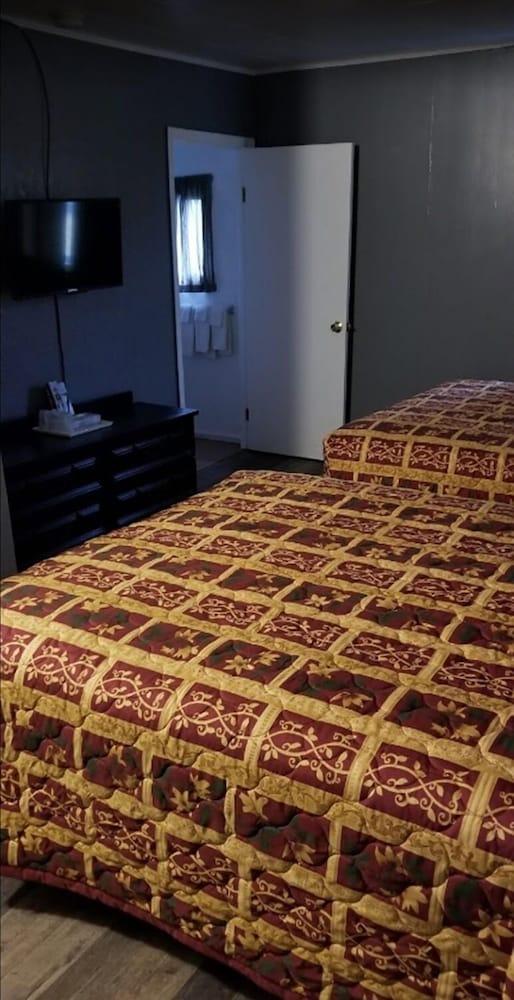 Modoc Inn photo 3