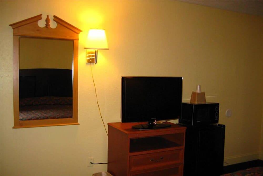 Fairview Inn photo 8