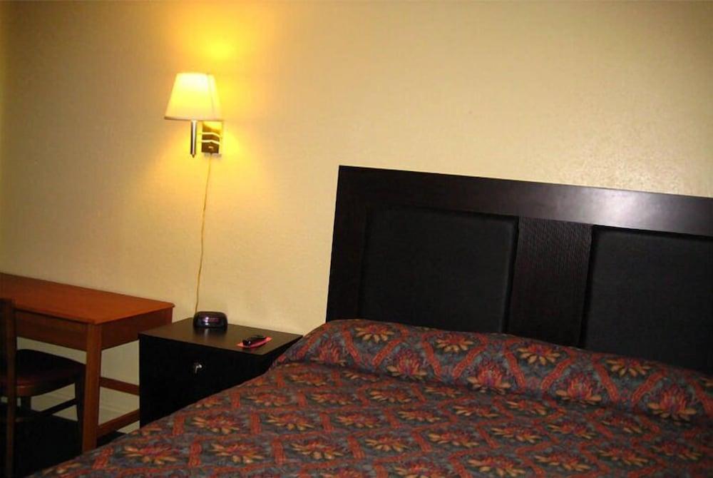 Fairview Inn photo 15