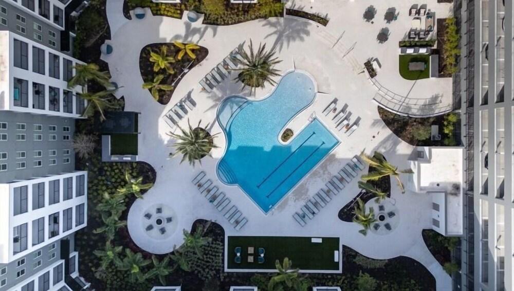 Landing Apartments - Cape Coral photo 9