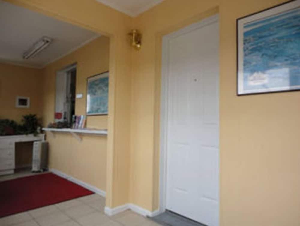 Royal Inn Motel photo 20