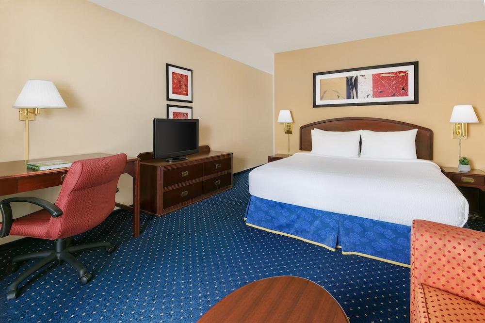 Courtyard Flint by Marriott photo 6