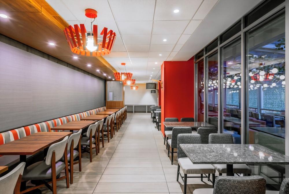 Hyatt Place New York City/Times Square photo 17
