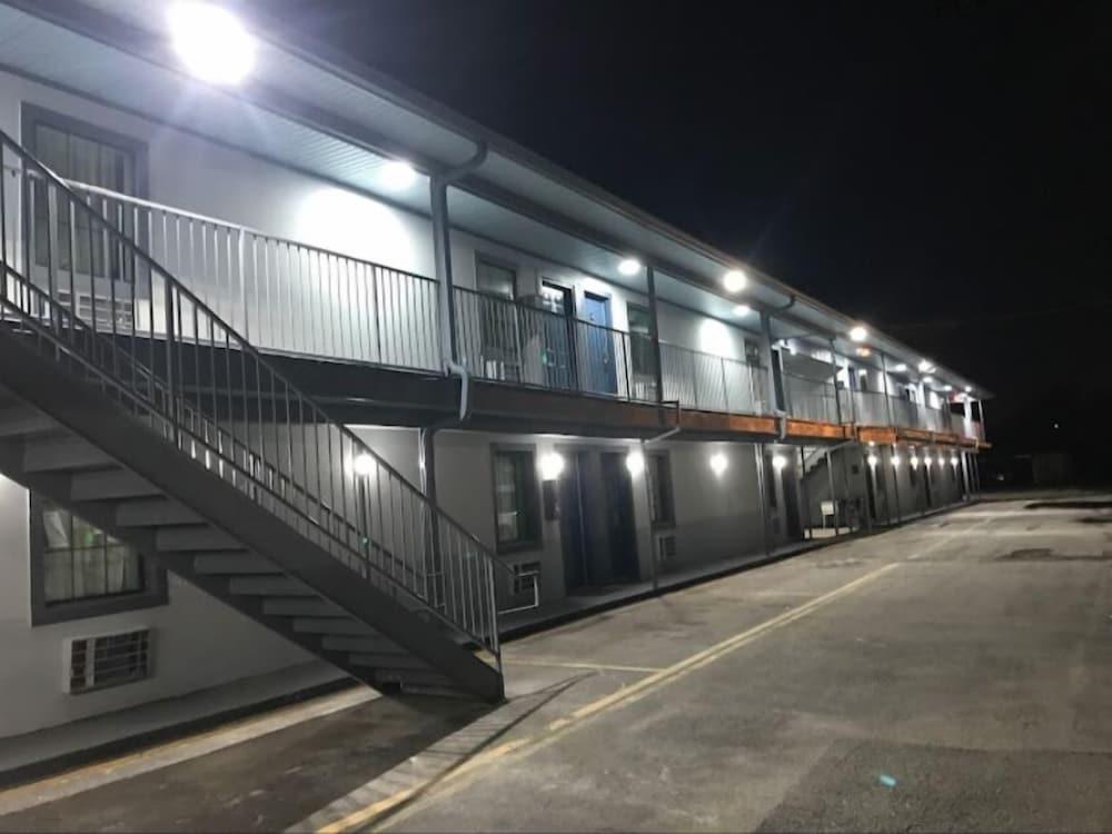 Jacks motel photo 8