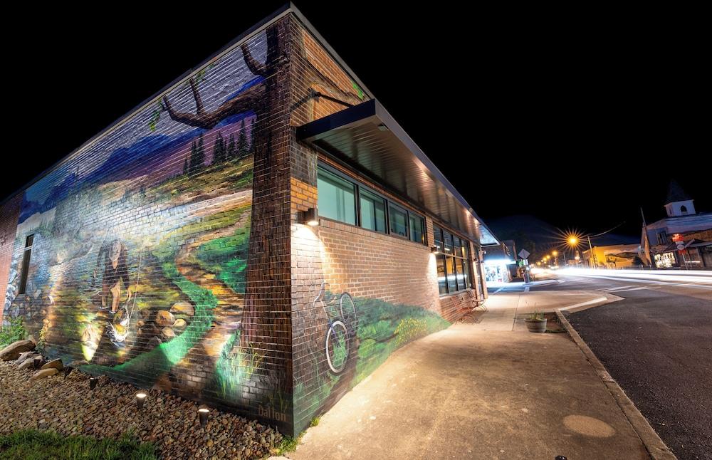 The Speckled Trout Outpost photo 3