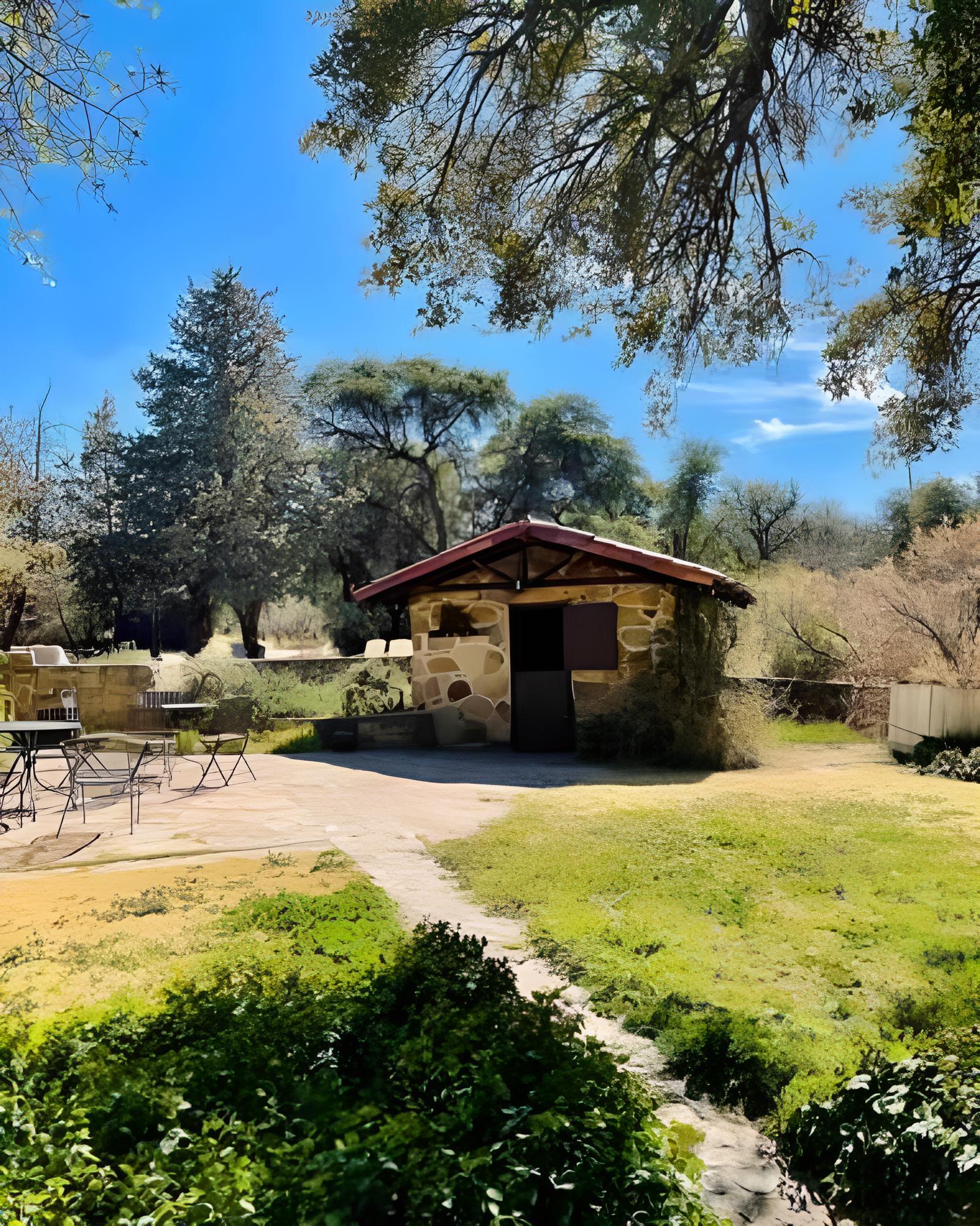 El Rancho Robles photo 83