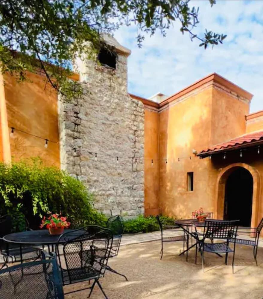 El Rancho Robles photo 3