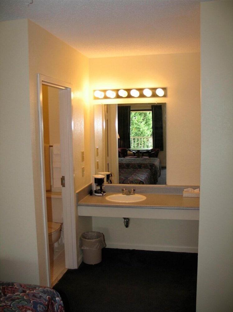 Quality Inn Toccoa photo 33