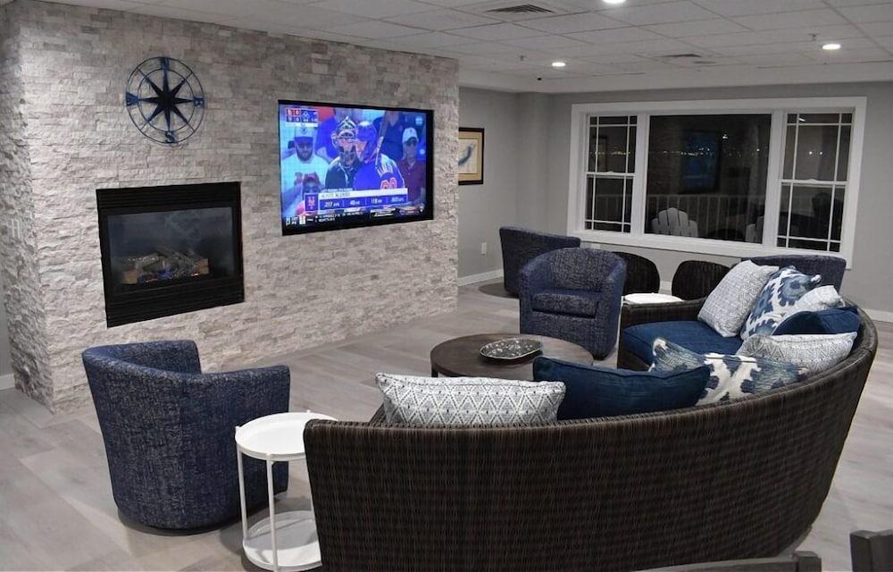Delavan Lake Resort photo 3