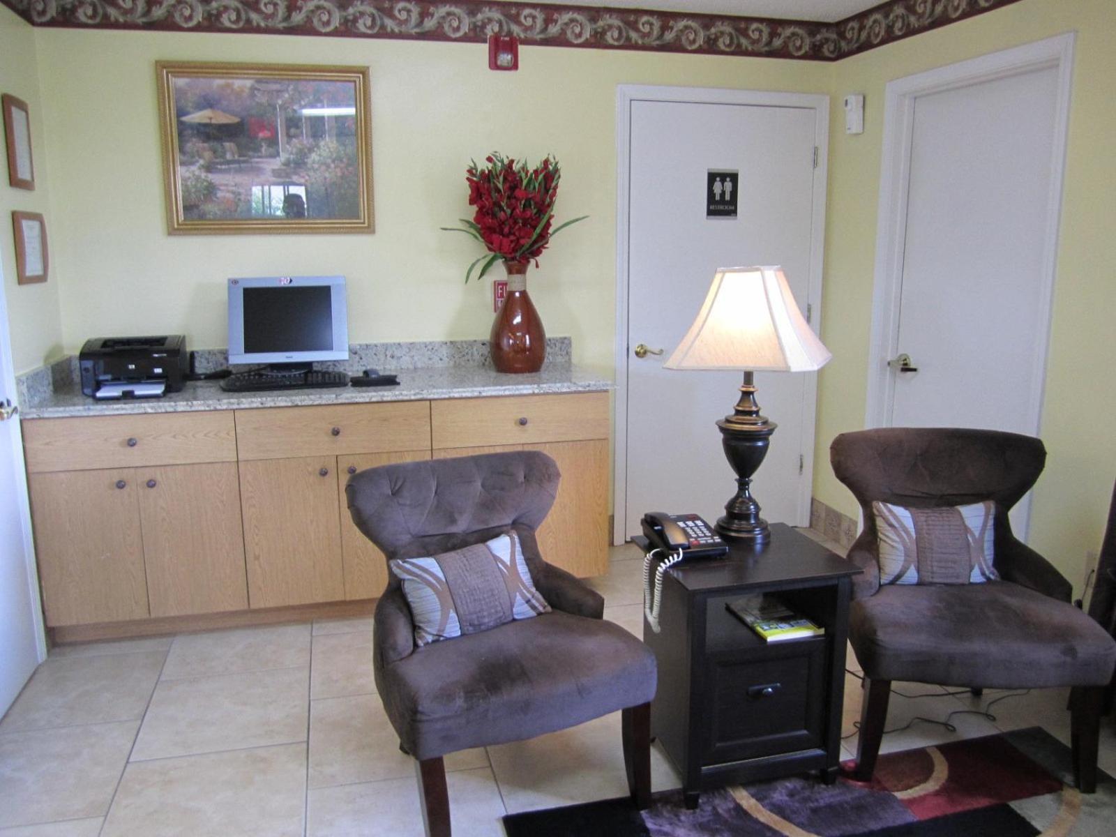 Western Inn & Suites photo 13