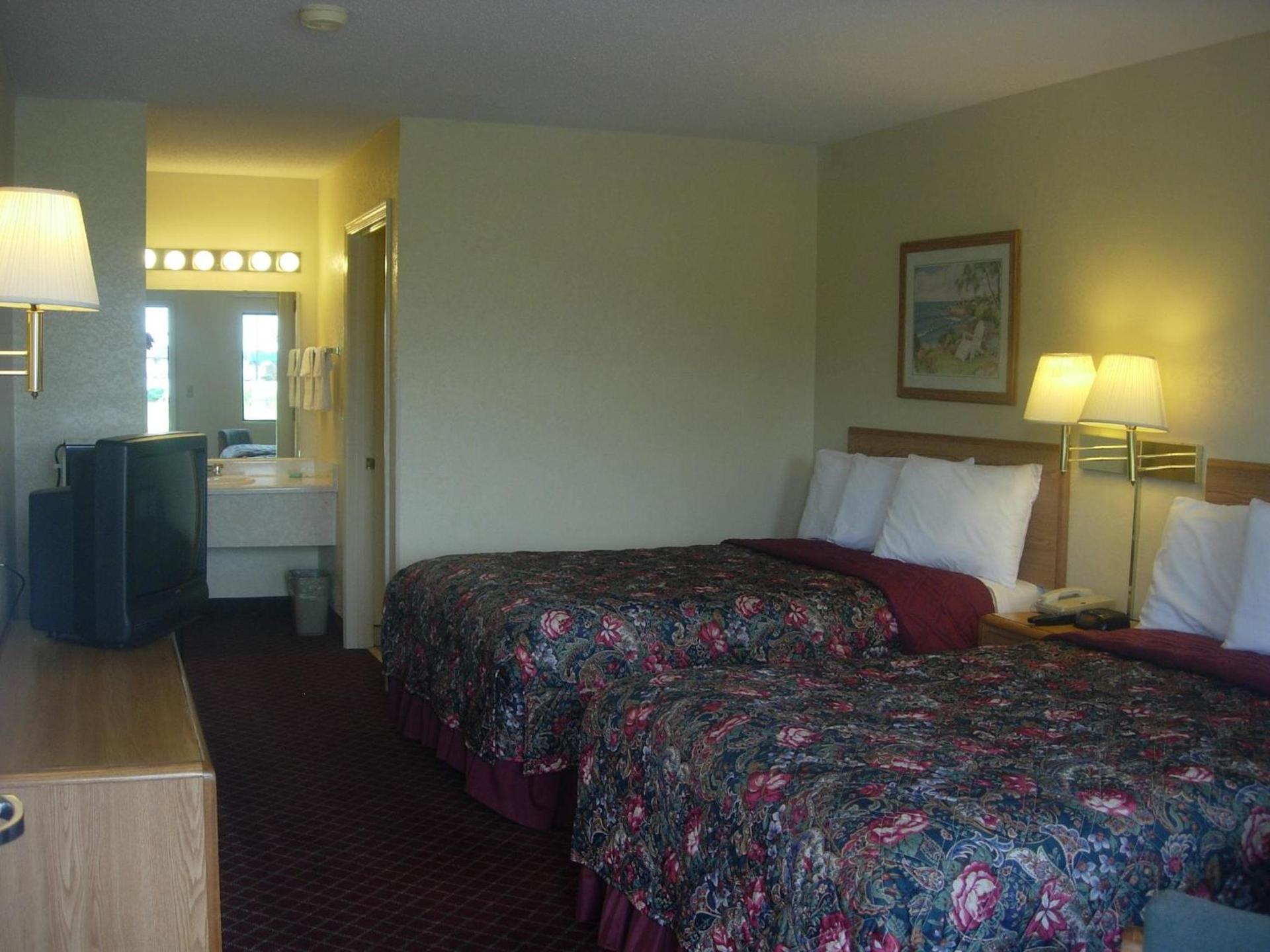 Western Inn & Suites photo 9