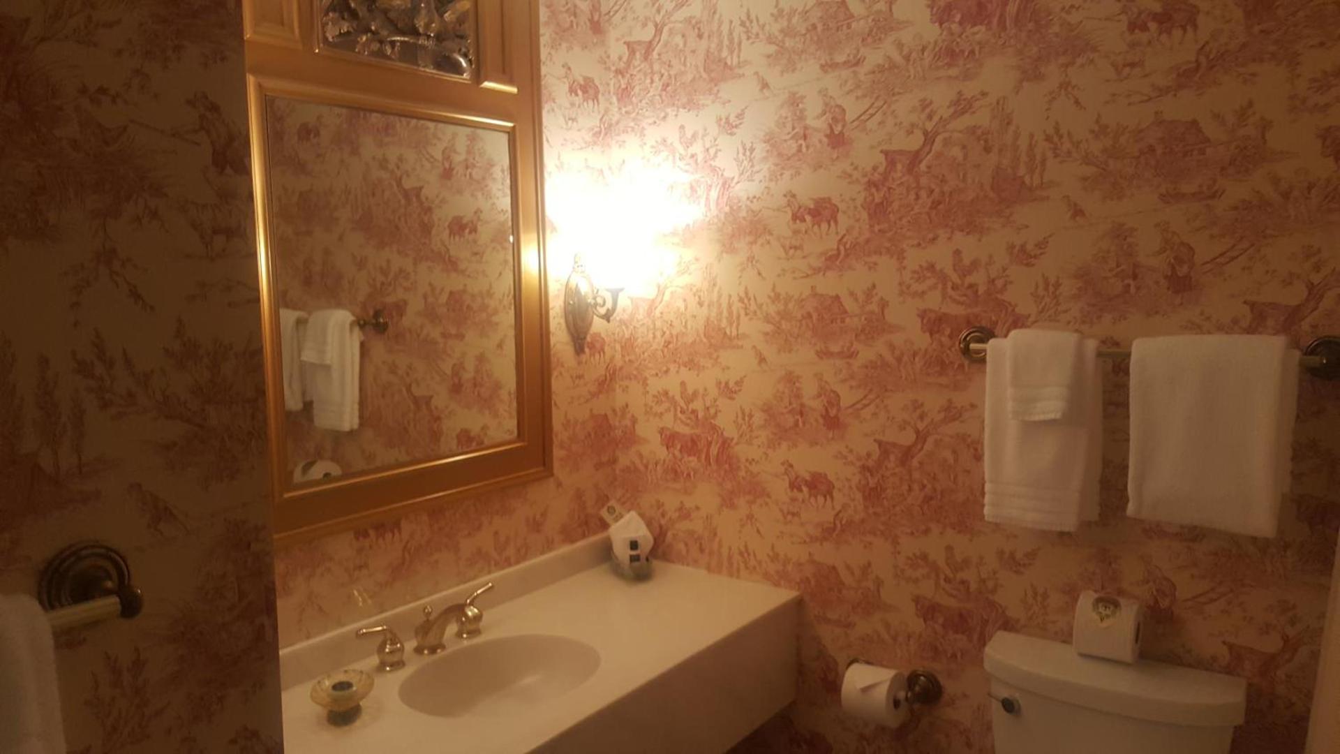 Ballastone Inn photo 35