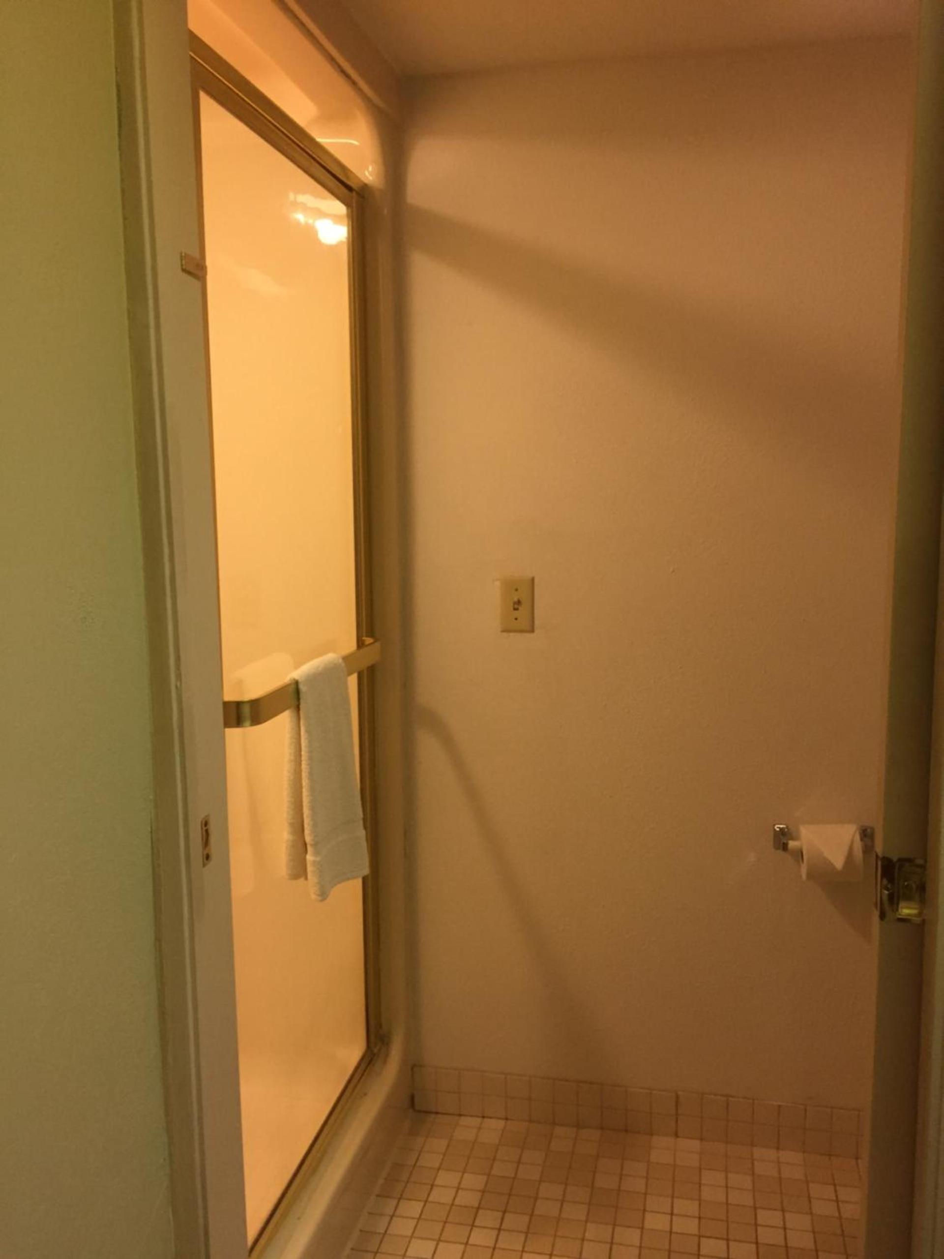 AIRPORT LODGING Pittsburgh Airport photo 30