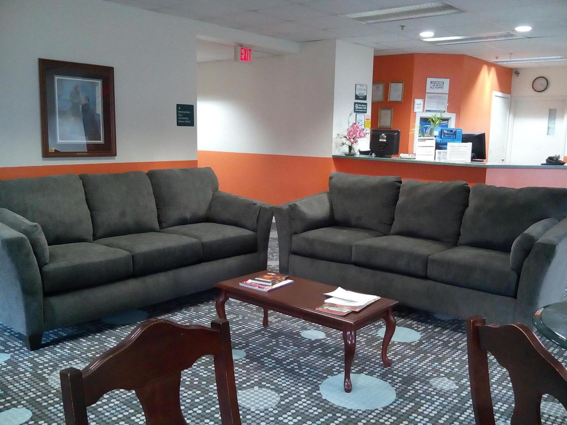 President Inn & Suites photo 21