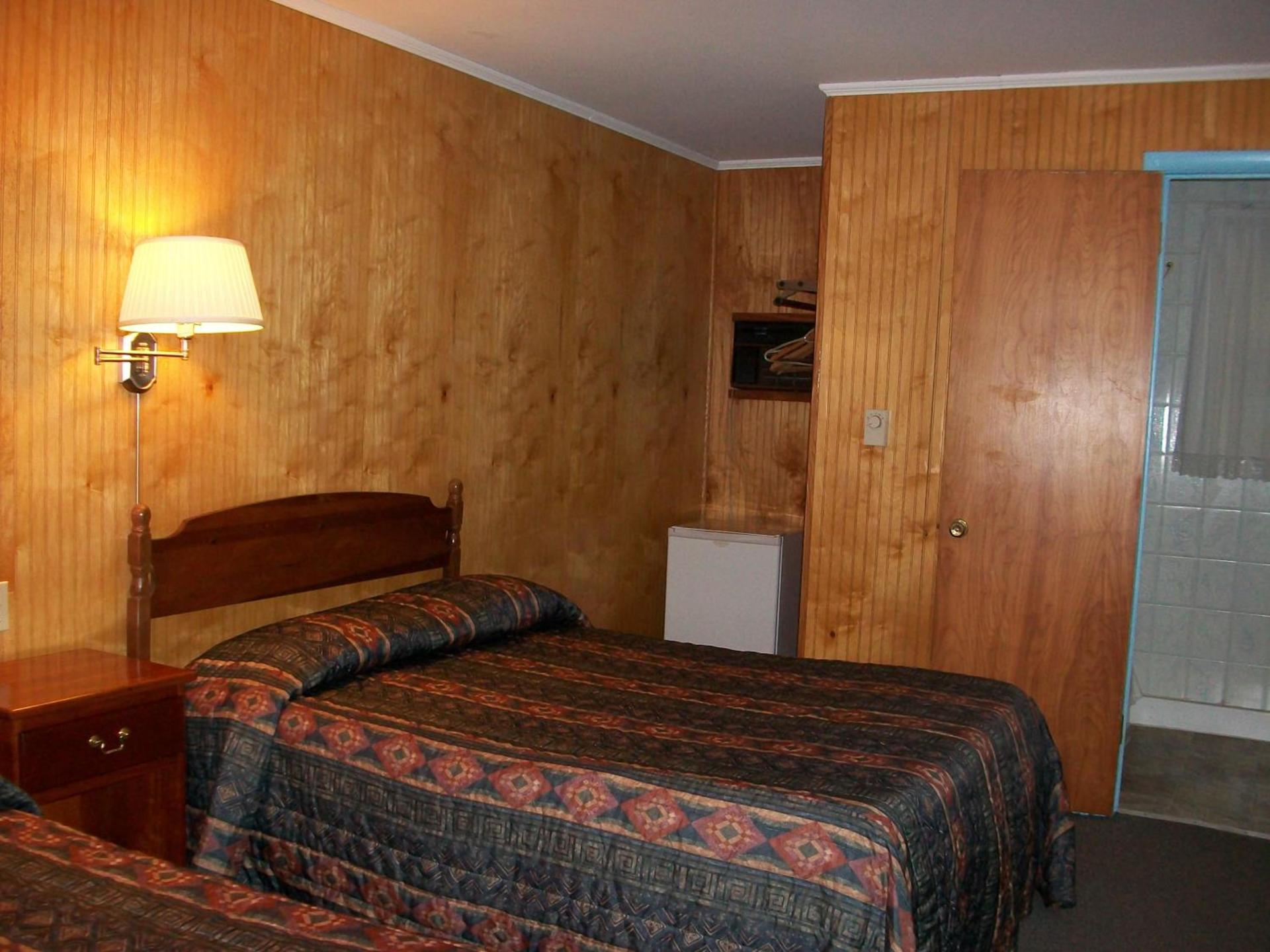 Mohican Motel photo 8