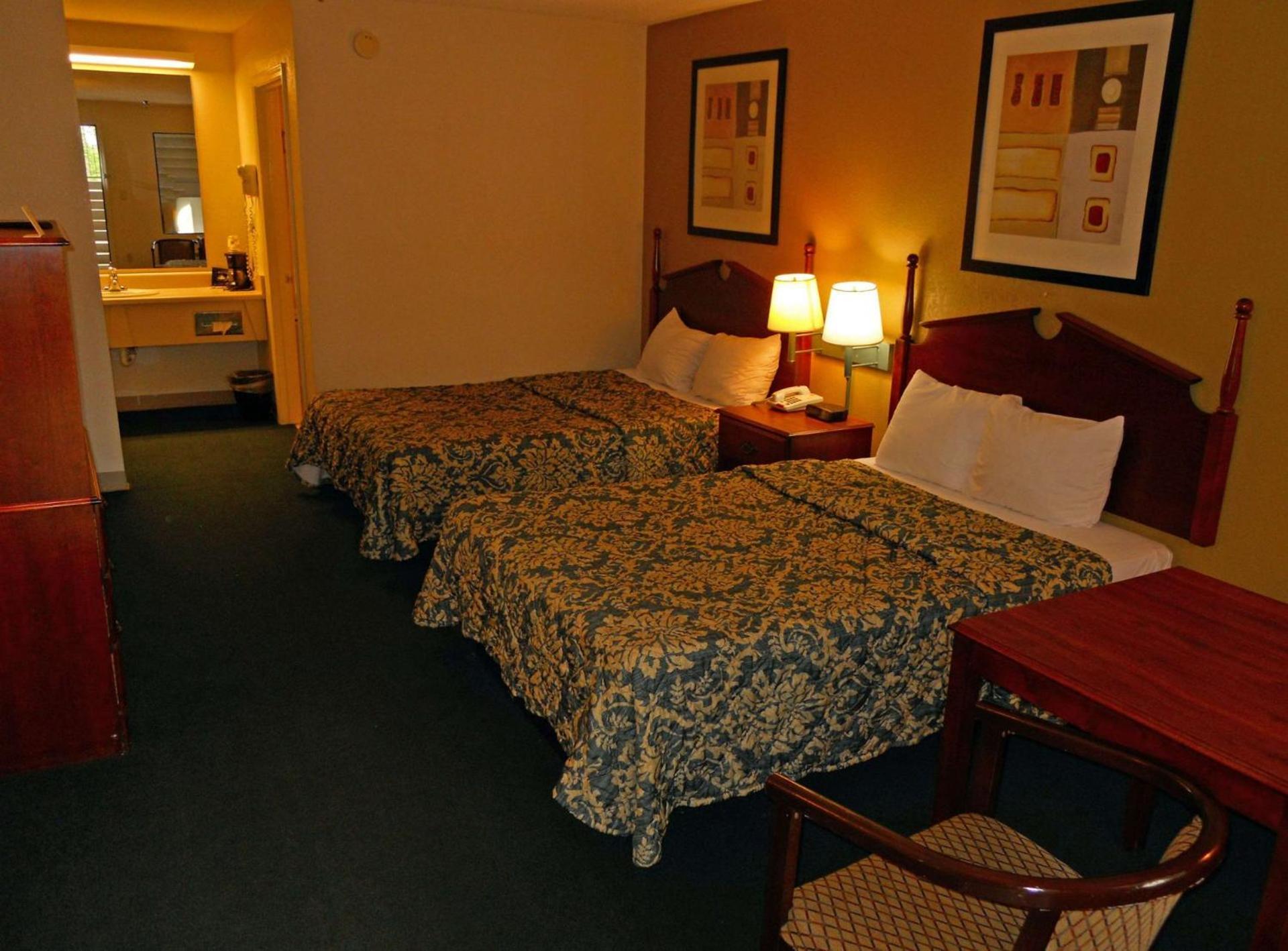 Country Hearth Inn & Suites Dawson photo 4