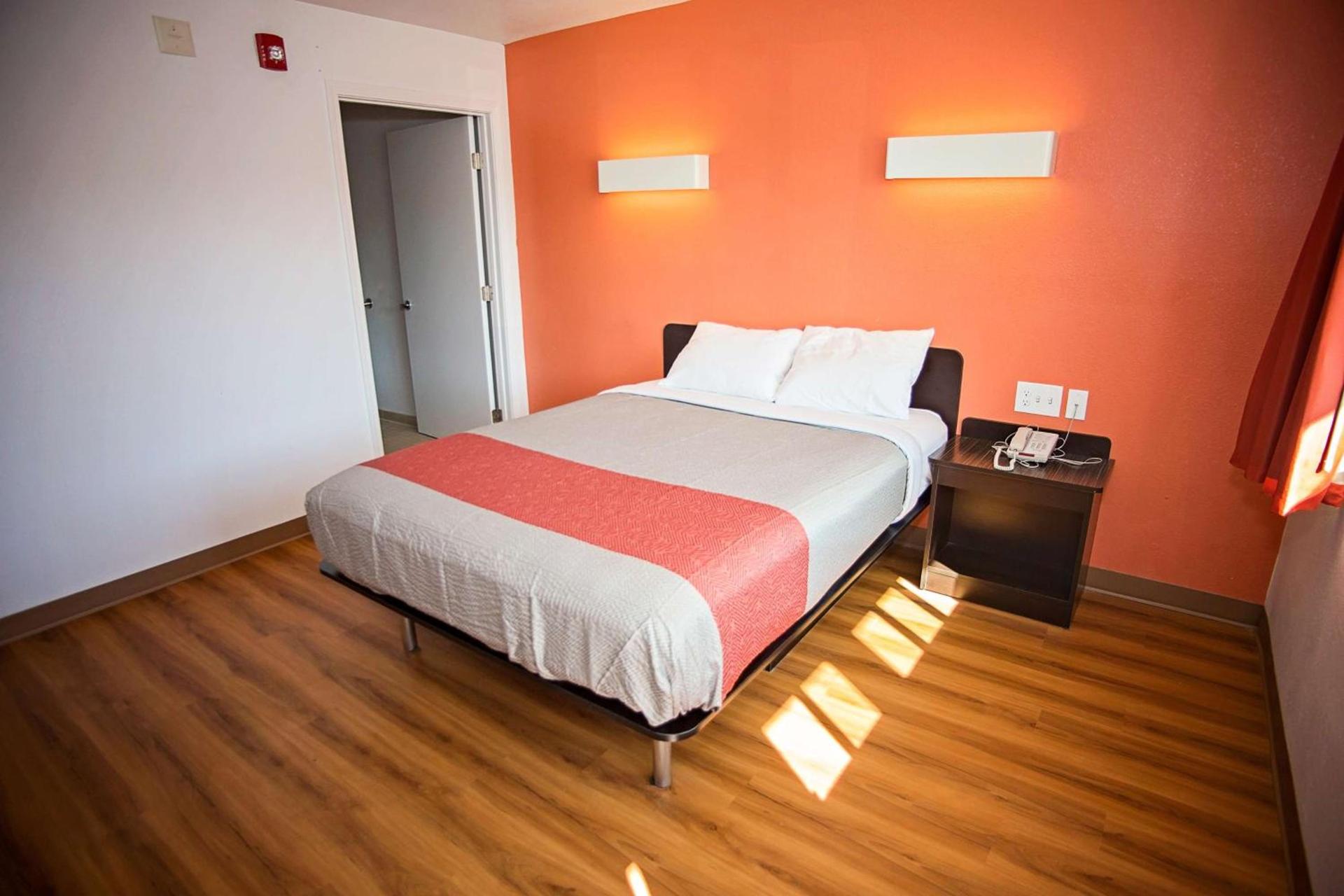 Motel 6-Crescent City, CA photo 4