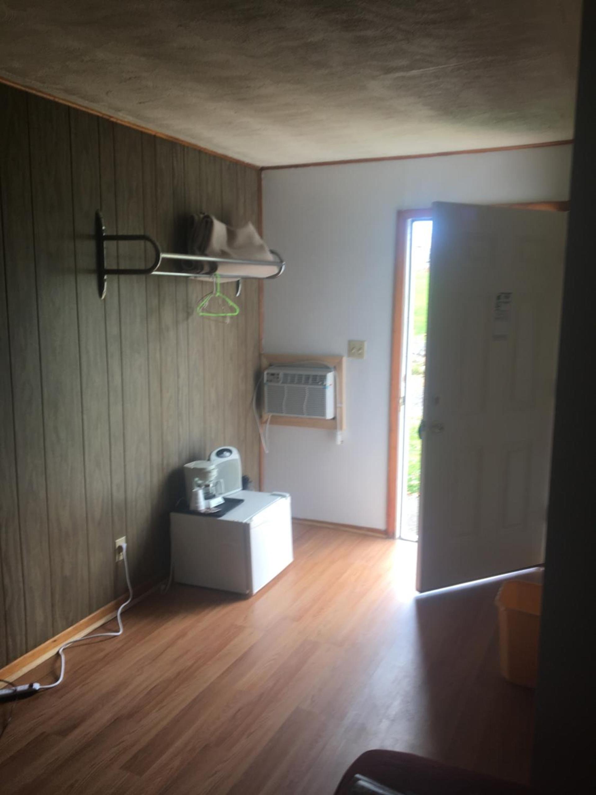 Michael Dee's Motel photo 9