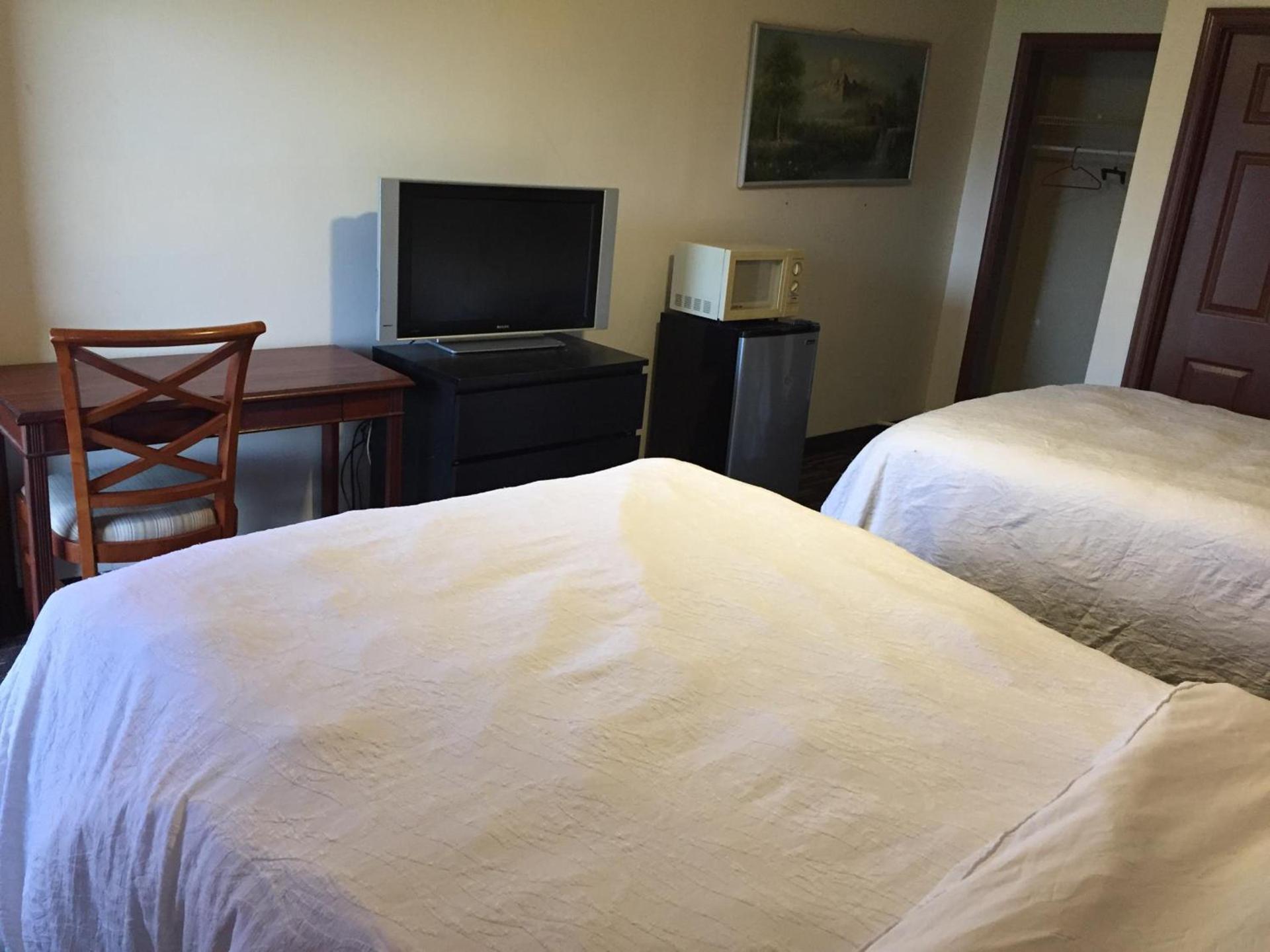 Colony inn motel photo 13