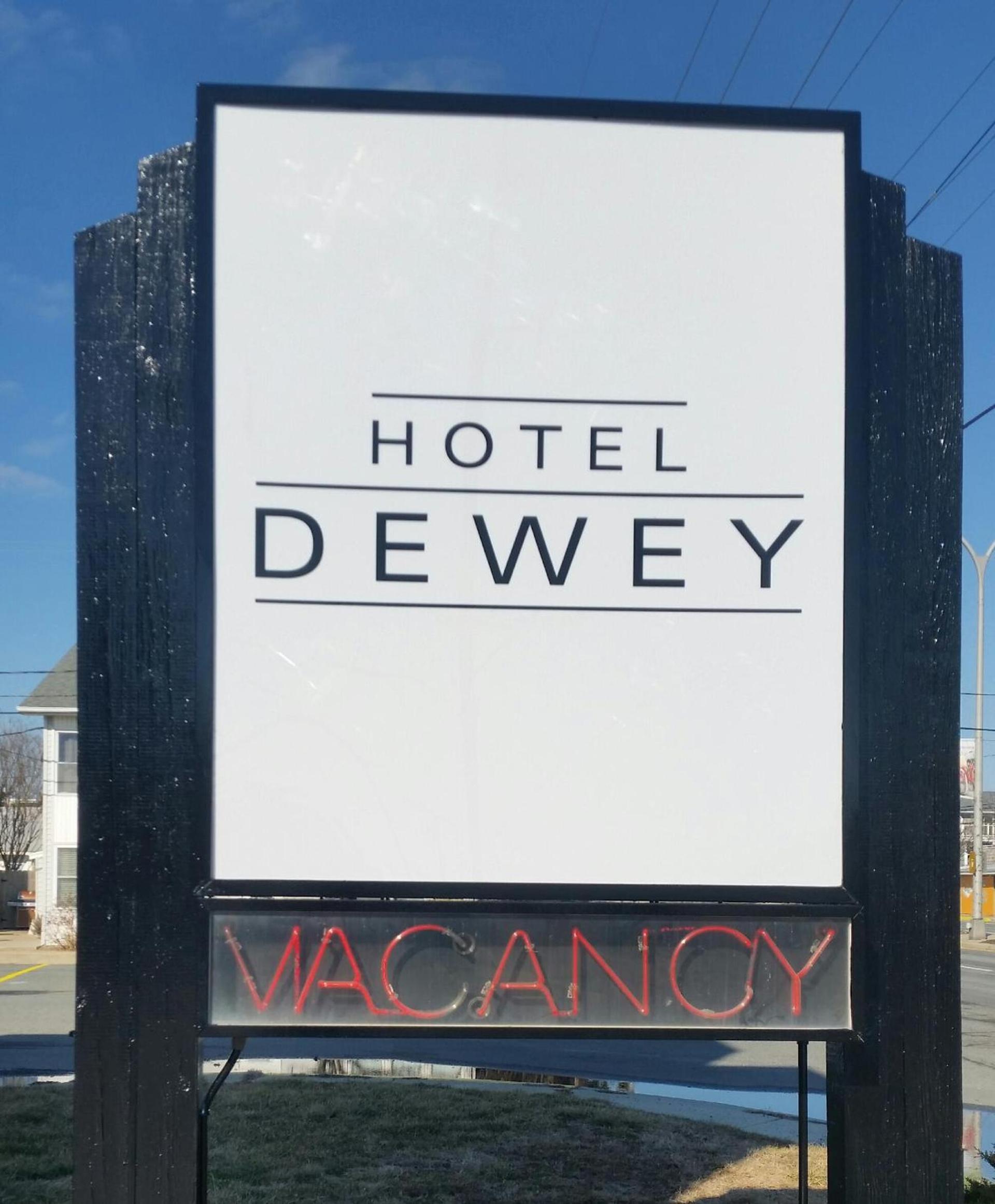 Hotel Dewey photo 11
