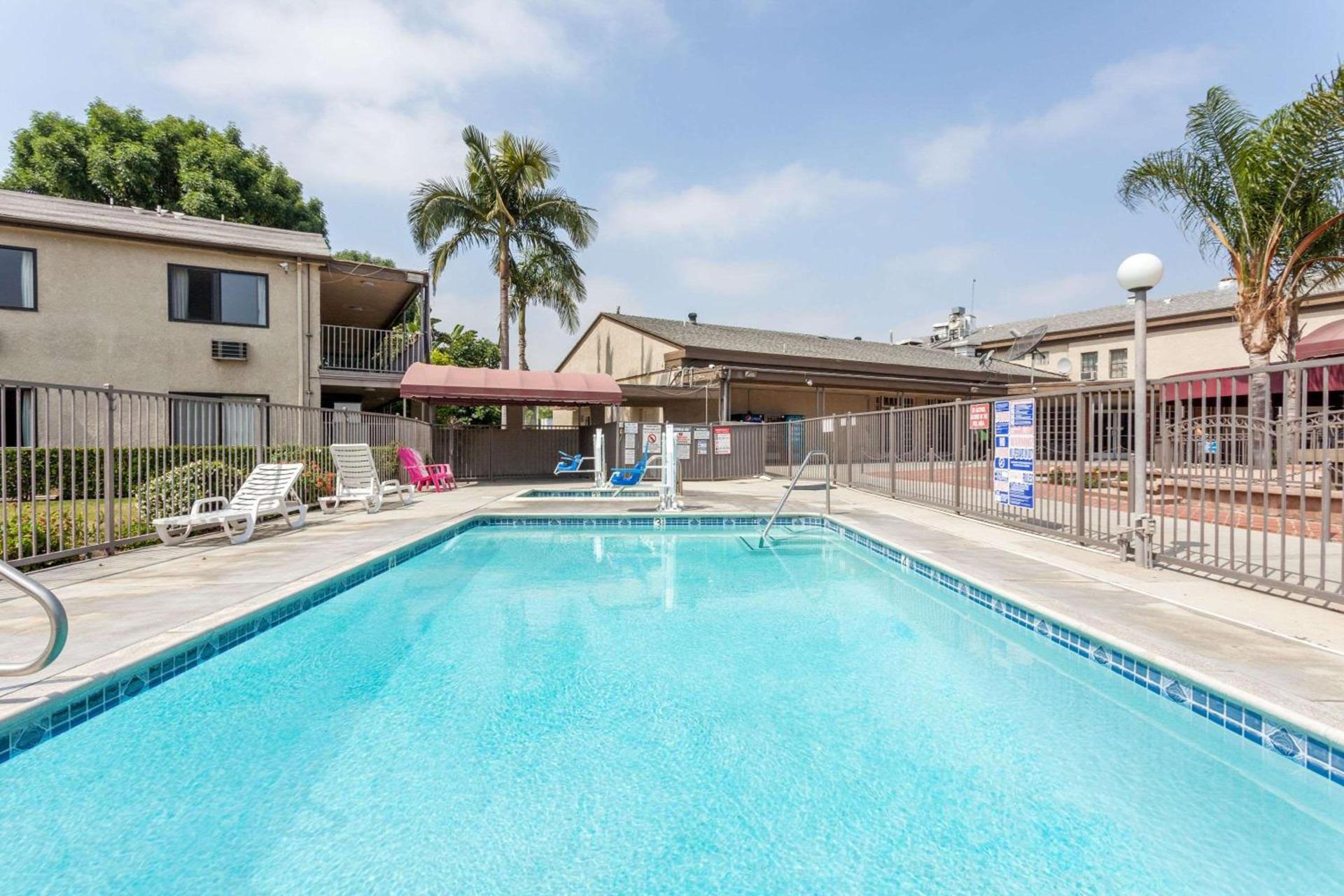 Knights Inn Pico Rivera photo 2
