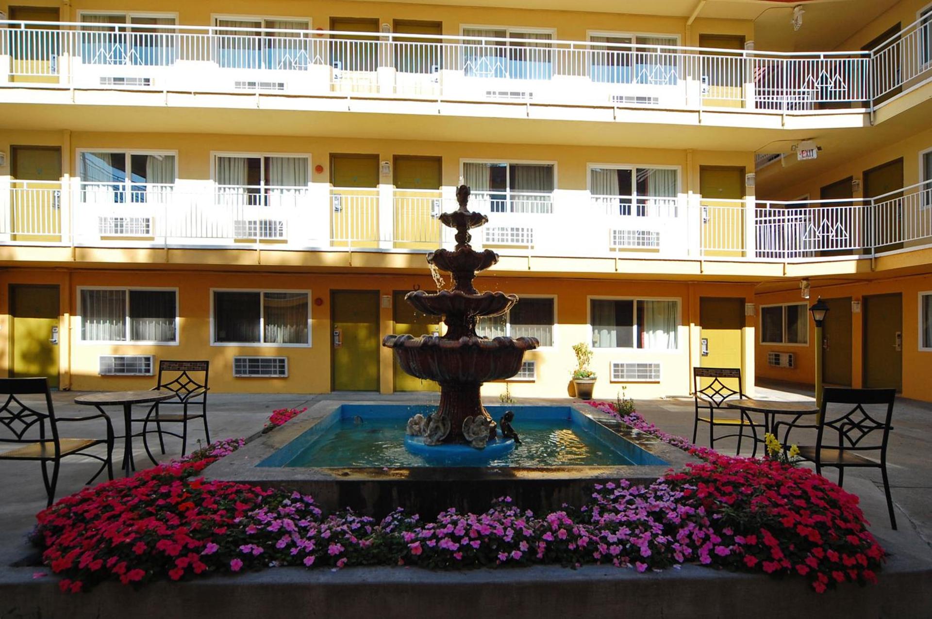 Imperial Inn Oakland photo 5