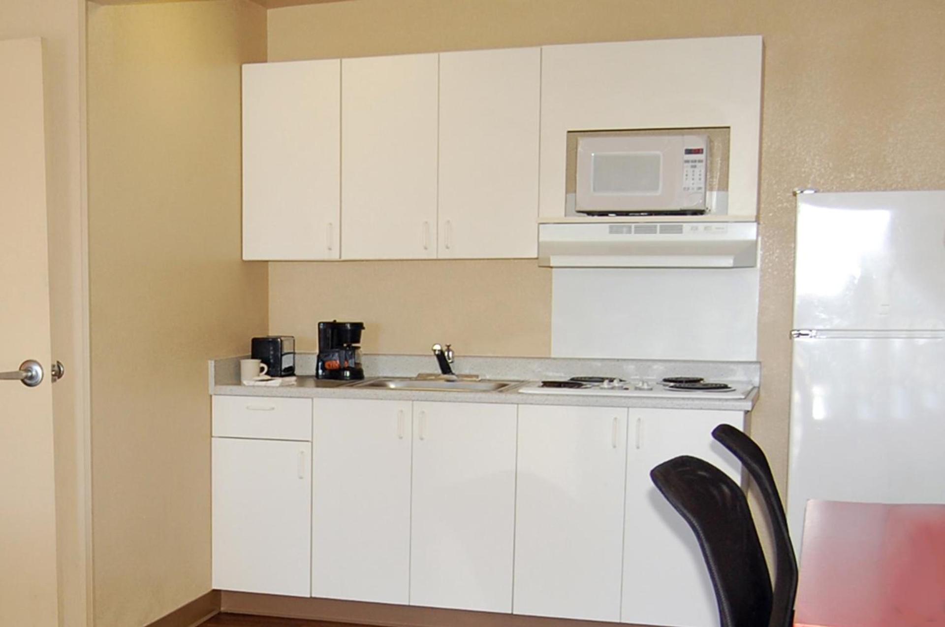 Extended Stay America Suites - Las Vegas - Valley View photo 16