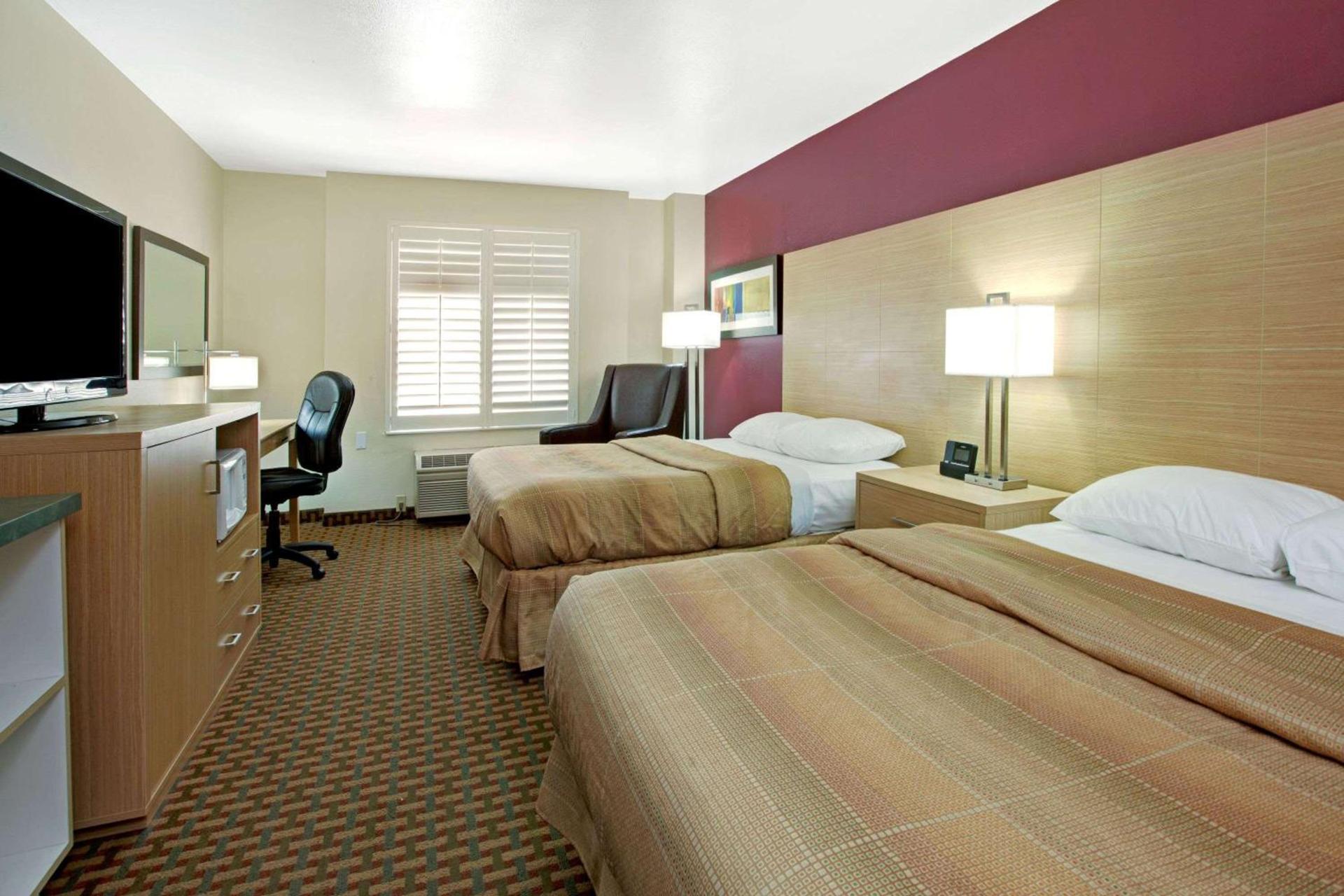 Ramada Limited and Suites San Francisco Airport photo 7