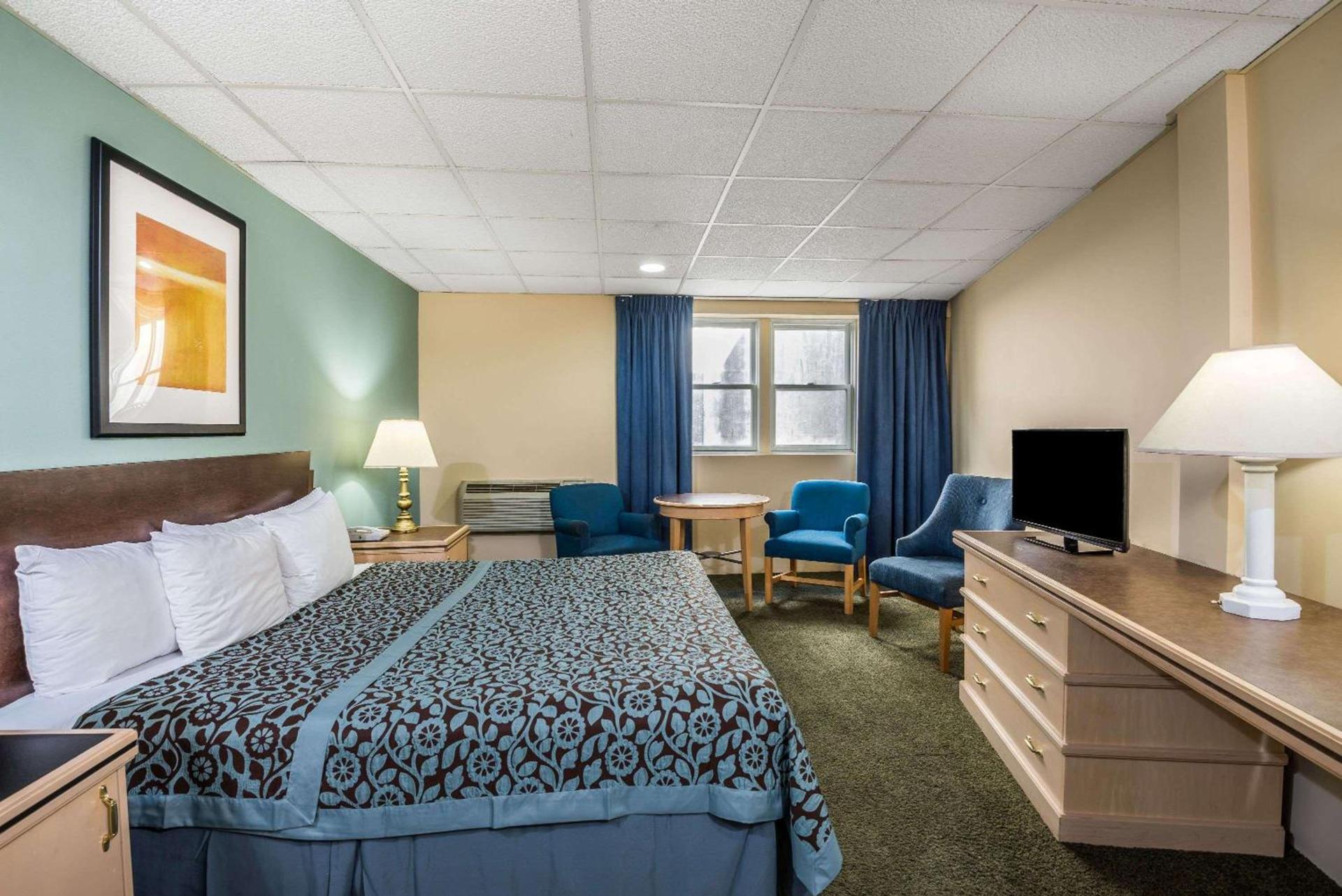 Days Inn by Wyndham Atlantic City Oceanfront-Boardwalk photo 7