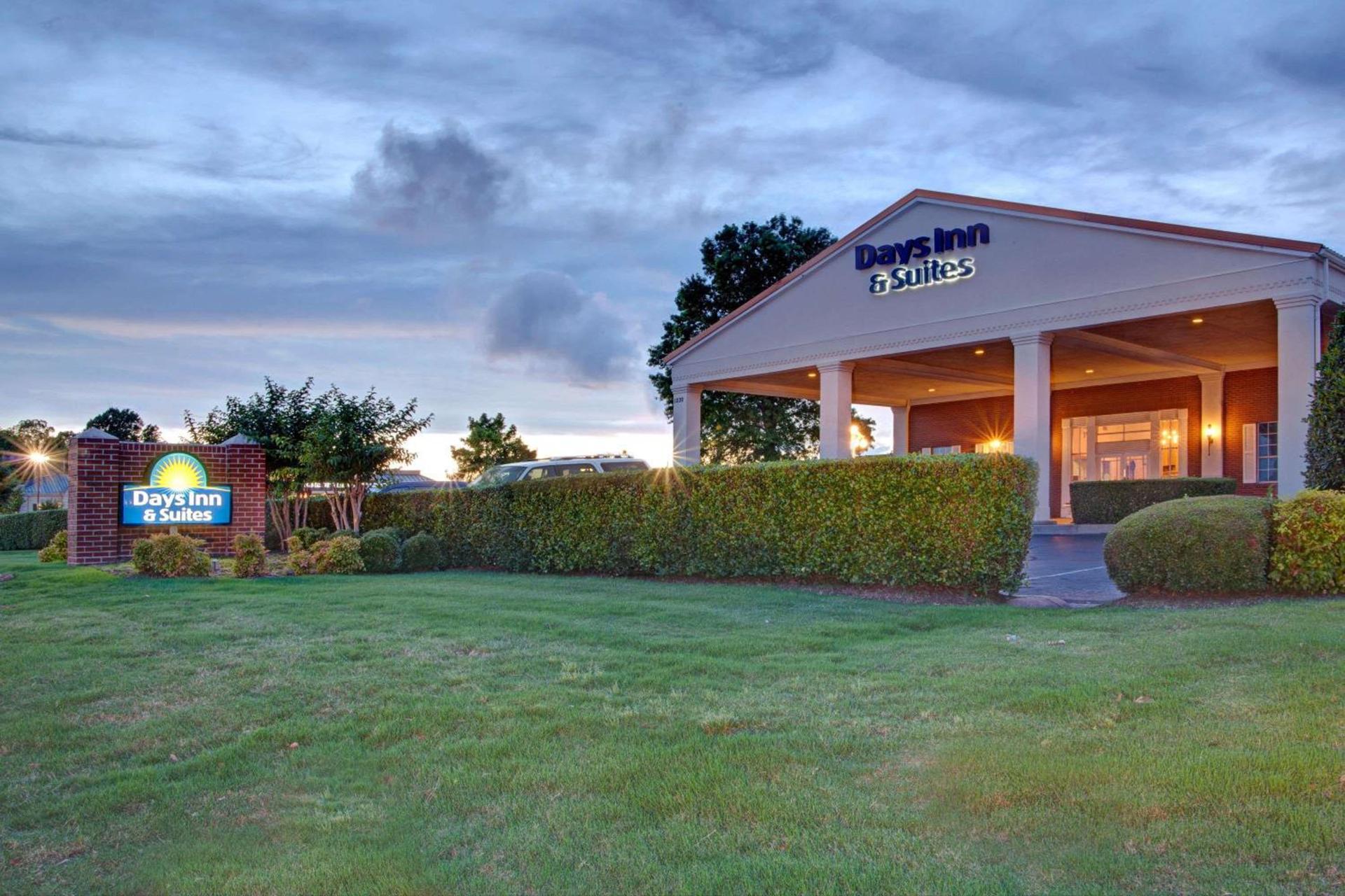 Days Inn & Suites by Wyndham Collierville Germantown Area — hotel in Collierville