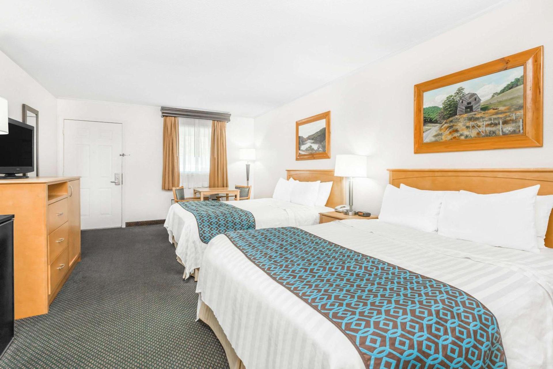 Days Inn by Wyndham Jefferson photo 11
