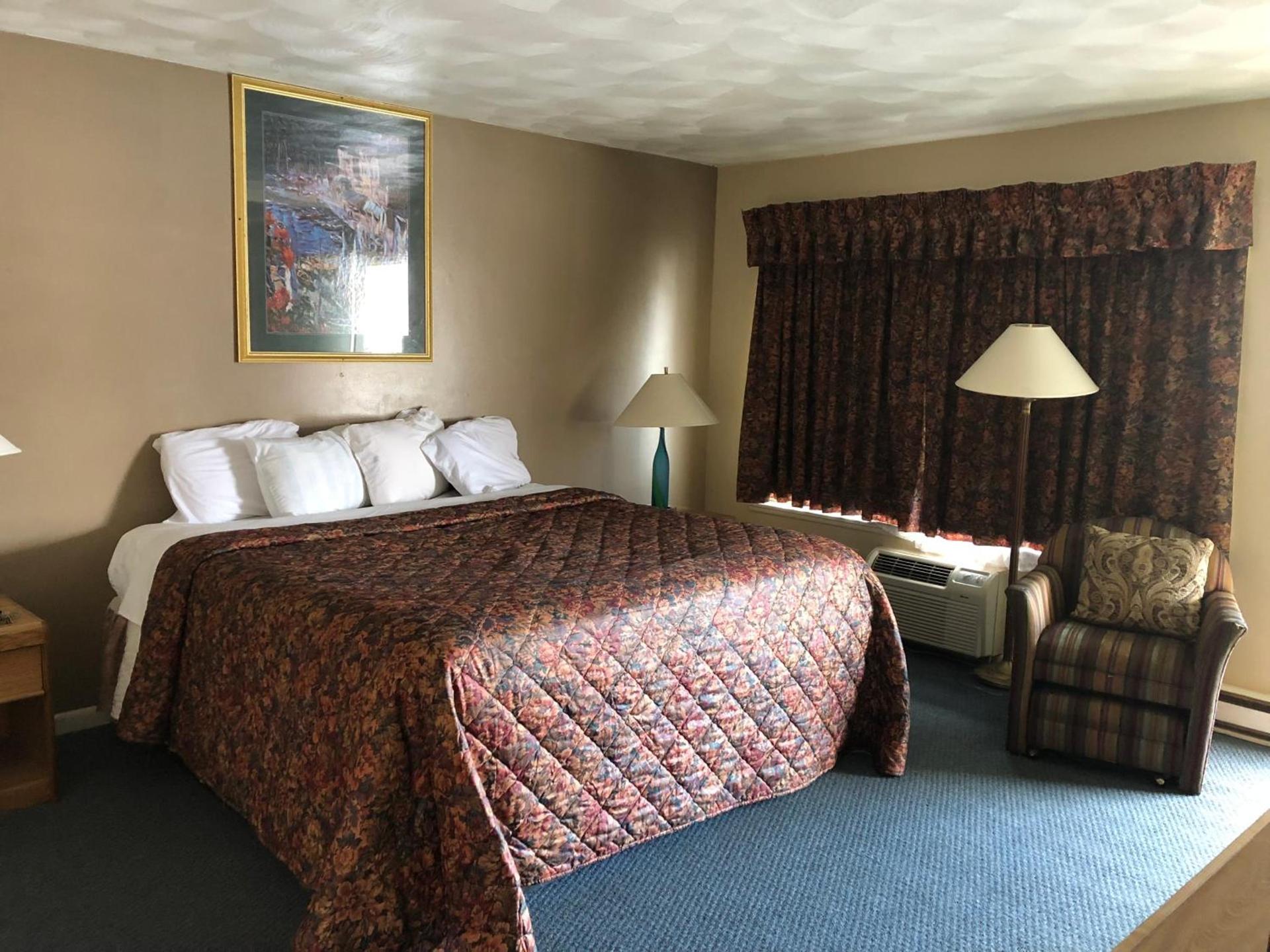 Village Inn Motel Holt photo 9