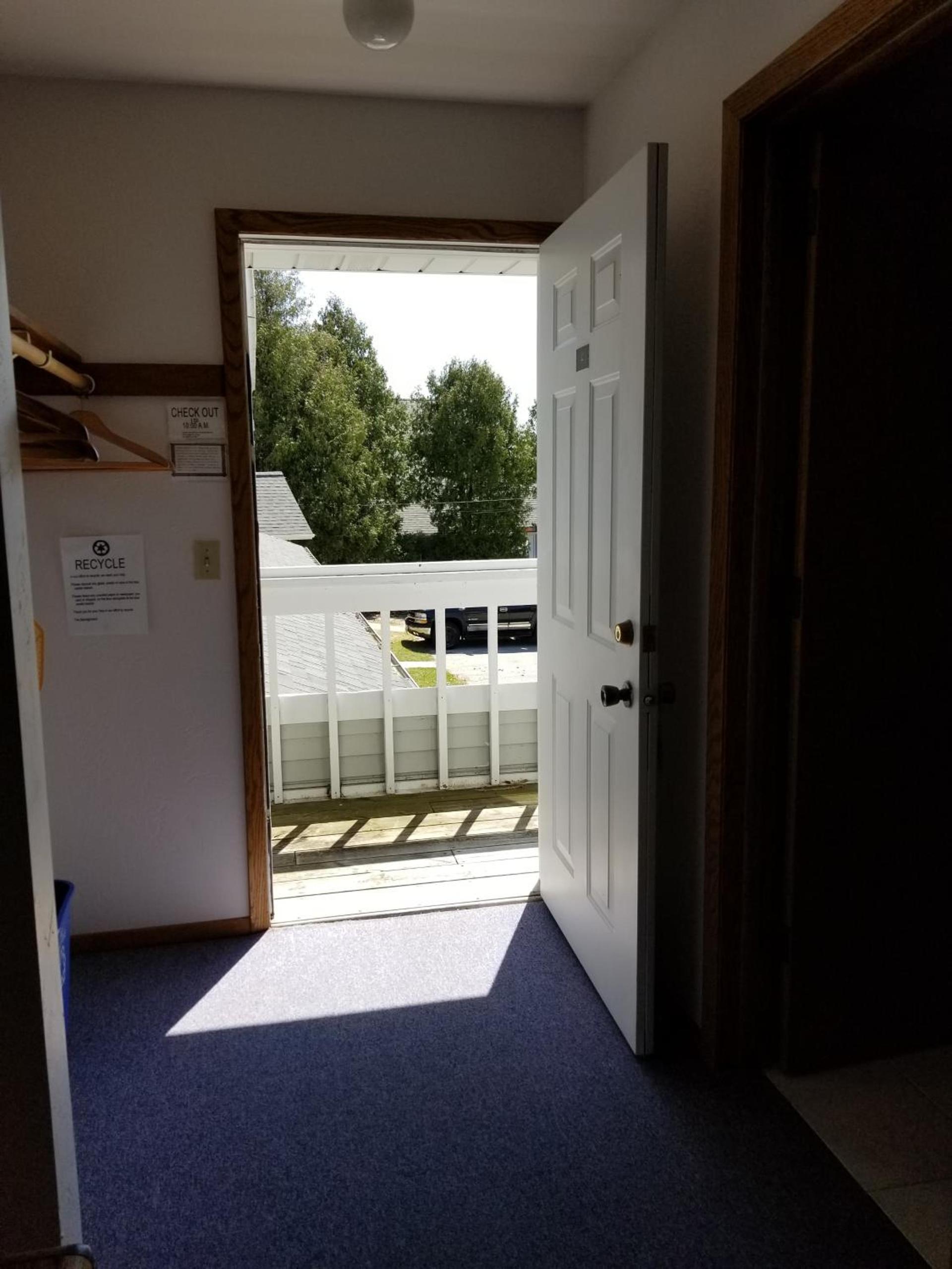Square Rigger Lodge photo 32