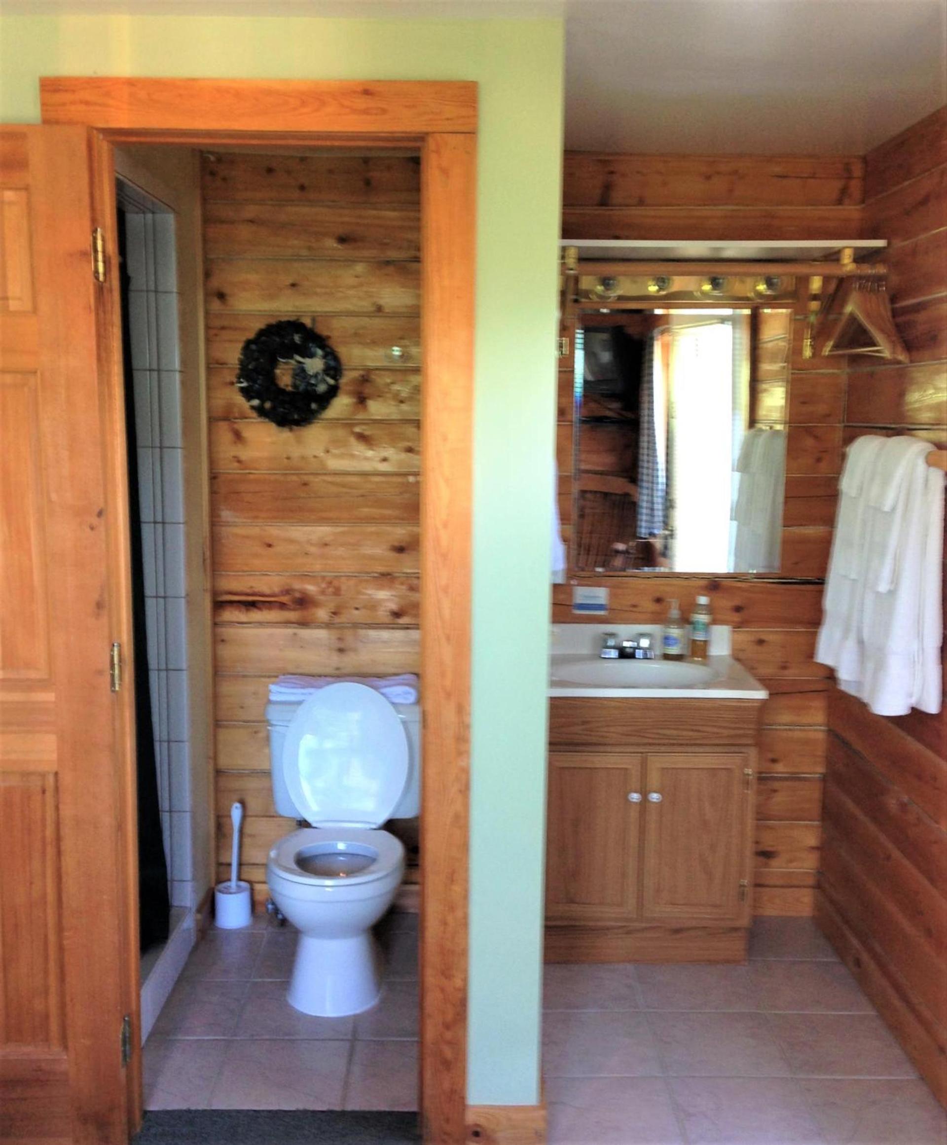 Homer Floatplane Lodge photo 7