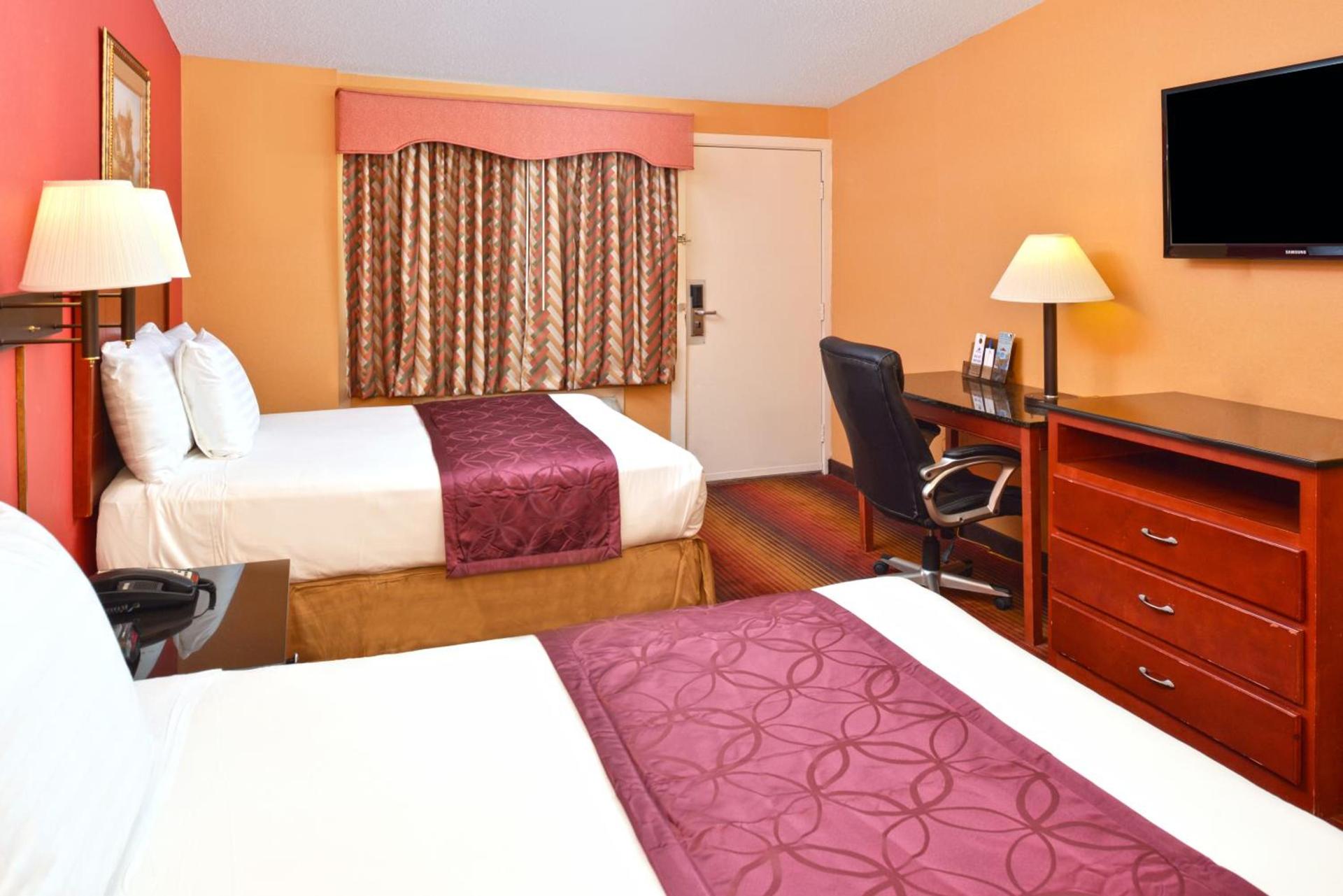 Americas Best Value Inn Smithtown/Long Island photo 10