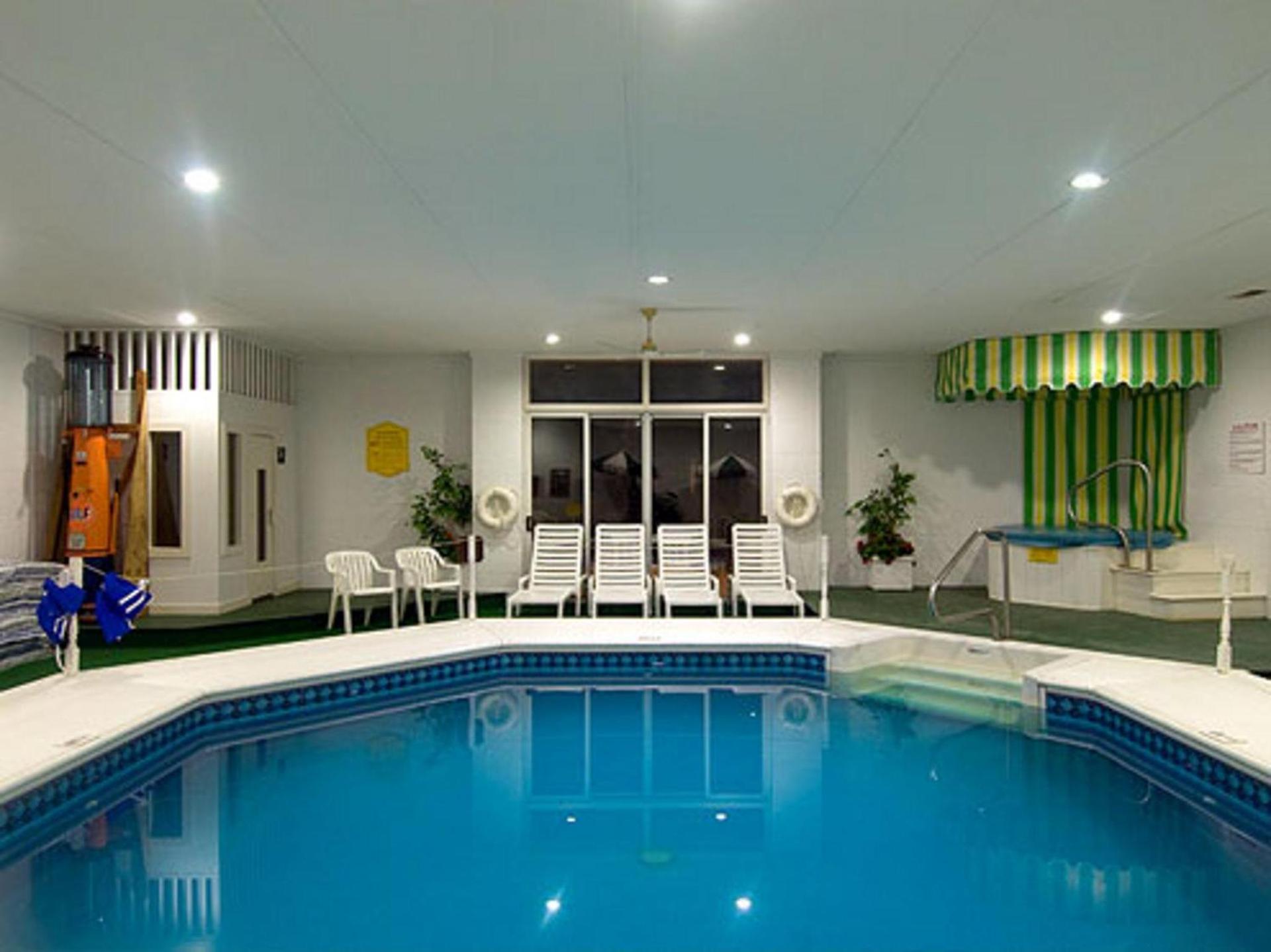 Colonel Williams Resort and Suites photo 5
