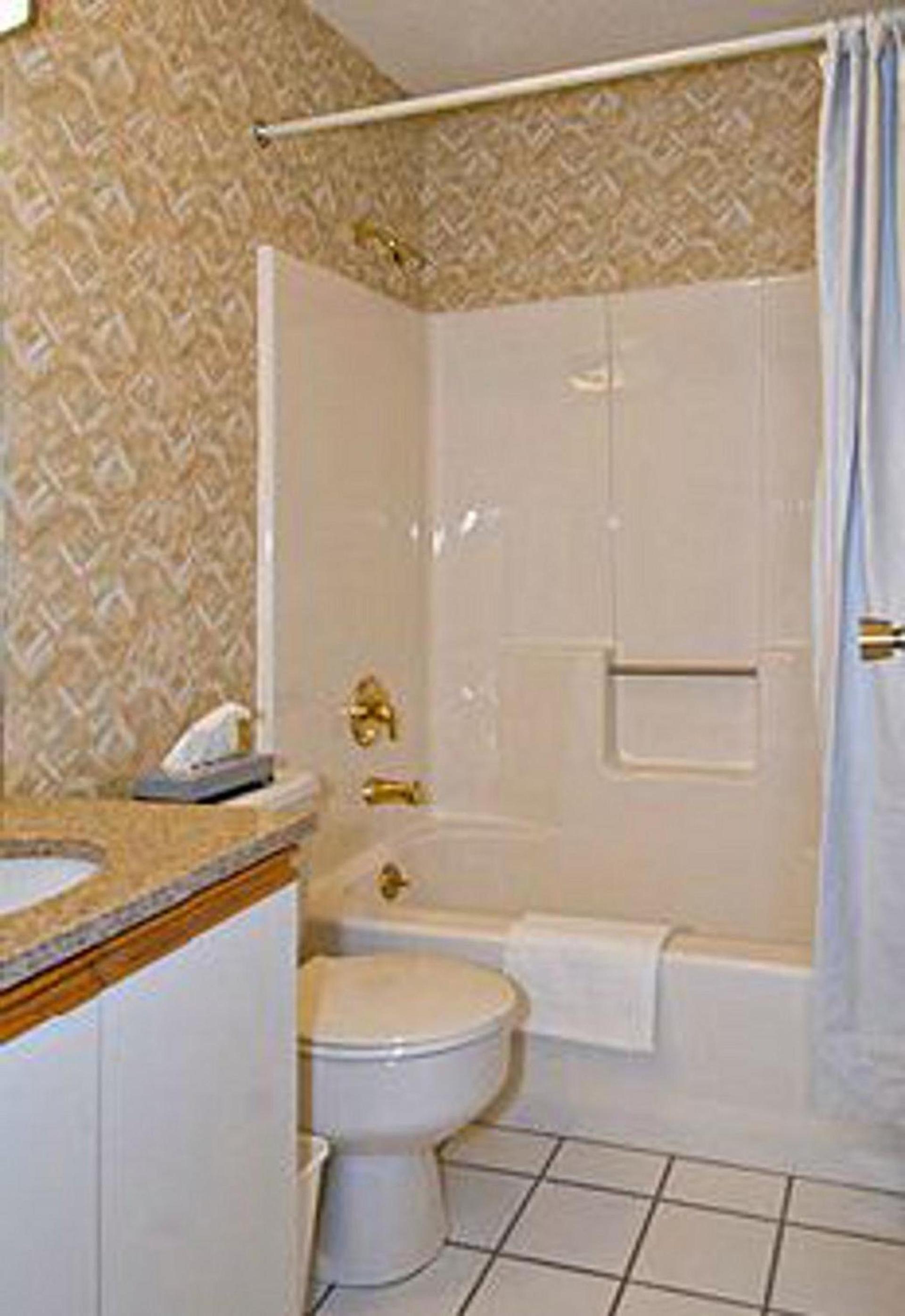 Colonel Williams Resort and Suites photo 20