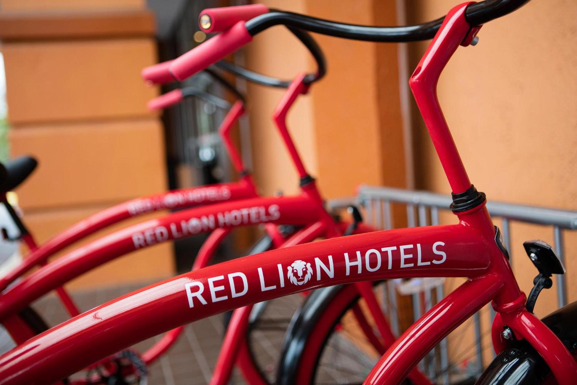 Red Lion Hotel Seattle Airport photo 2