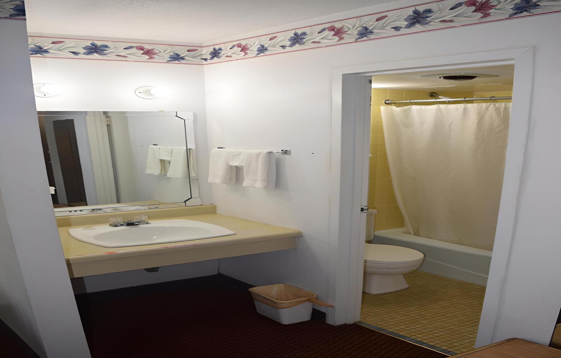 Osseo Inn photo 11